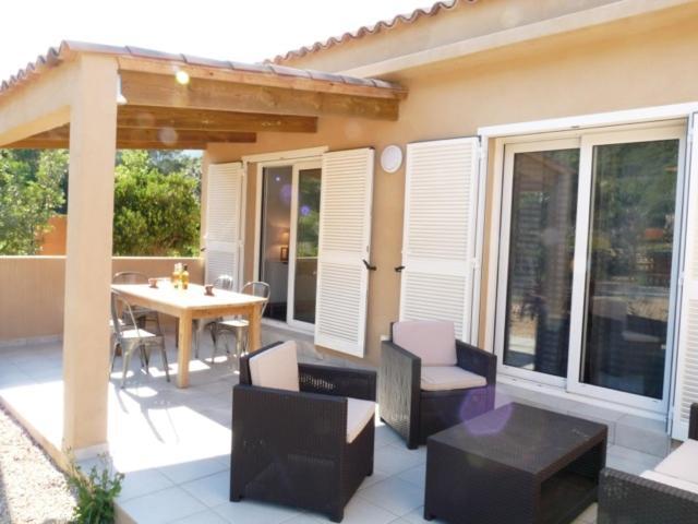גלריה Villas Matteu מראה חיצוני תמונה